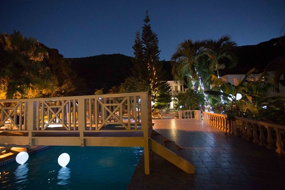 Icis Villas Brewers Bay Экстерьер фото