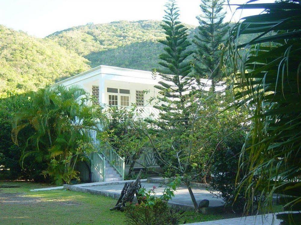 Icis Villas Brewers Bay Экстерьер фото